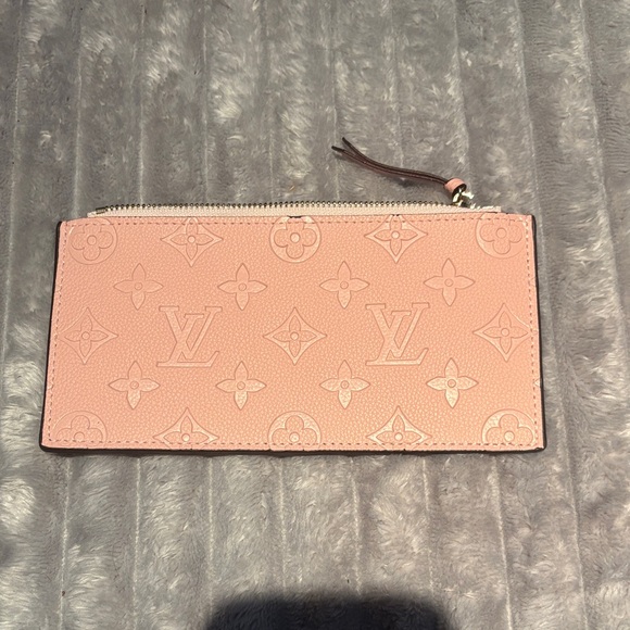 Louis Vuitton Light Pink Monogram Wallet - Picture 2 of 2